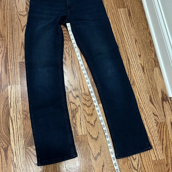 Levi's Dark Wash 511 Slim Denim - Picture 2 of 9